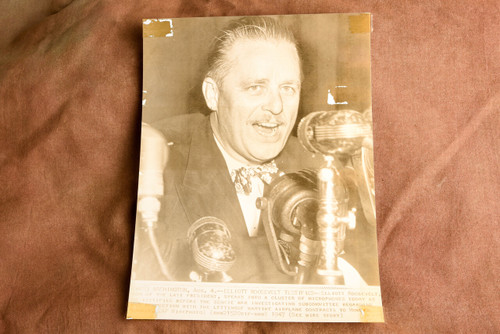 Elliott Roosevelt Howard Hughes Senate War Contracts AP Wire Photo 1947 V36