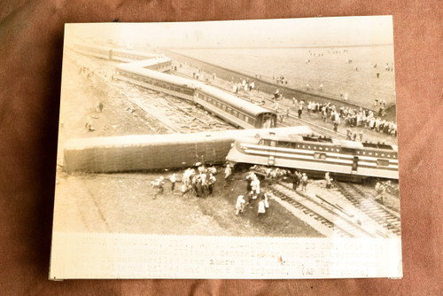 Illinois Central Train Wreck Champaign Illinois April 12 1947 AP Wire Photo V38
