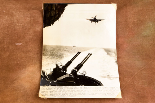 USS Leyte US NAVY Plane Mediterranean Landing 6¾x9¼ 1947 AP Wire Photo V31