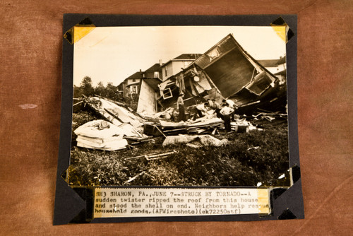 Sharon Pennsylvania Tornado Damaged Home 8¼x7⅜ 1947 AP Wire Photo V38