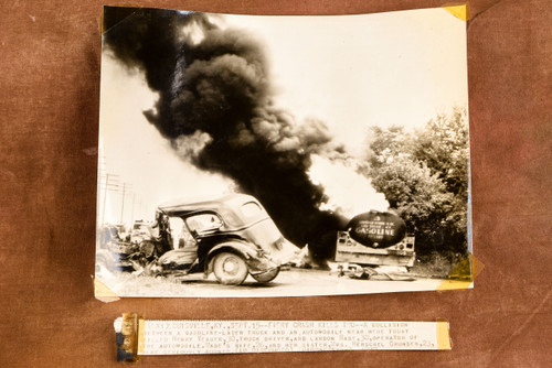 Louisville Kentucky Gasoline Truck Fiery Crash 8¼x6½ 1947 AP Wire Photo V30
