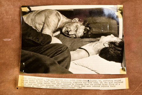 Oakland Hotel Fire Burn Victims Rescued 8 x 5½ 1947 AP Wire Photo V35