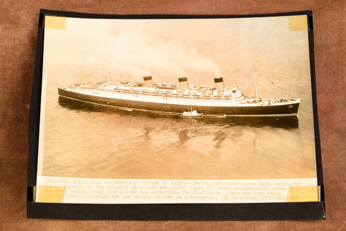 RMS Queen Mary Returns to Luxury Service 9 x 6¾ 1947 AP Wire Photo V31