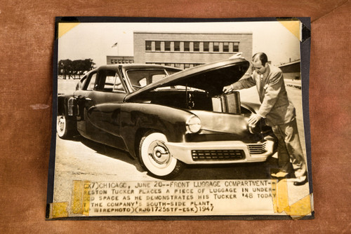 1948 Tucker Sedan Front Luggage Compartment Demo 8¼ x 6⅝ 1947 AP Wire Photo V32