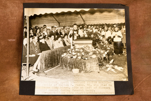 Texas City Blast Victim Marion Paske Funeral 8½ x 7½ 1947 AP Wire Photo V30