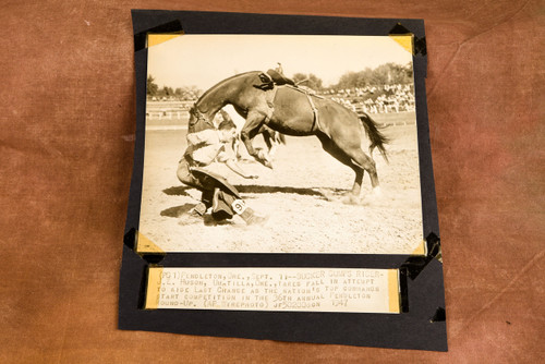 Pendleton Round Up Bucking Horse Rodeo 8x9 1947 AP Wire Photo V32
