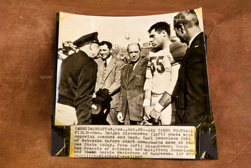 General Dwight Eisenhower Kansas State Football 8x7⅝ 1947 AP Wire Photo V38