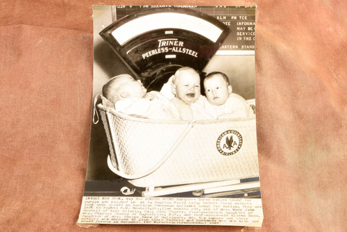 Europe Bound Babies American Overseas Airlines 6⅜x9¼ 1947 AP Wire Photo V36