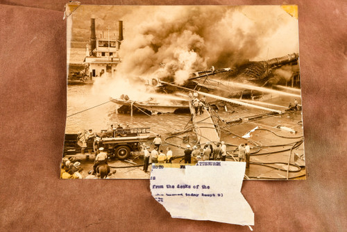 Firefighters Battle Island Queen Blaze 9x6⅞ 1947 Associated Press Photo V30