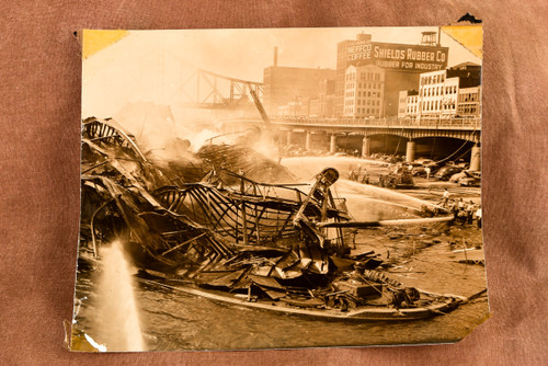 Island Queen Wreckage Along Pittsburgh Waterfront 6½x5¼ 1947 Press Photo V35