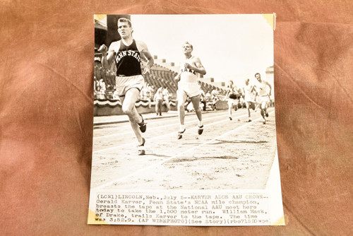 Gerald Karver Penn State AAU 1500 Meter Win 6½x7⅞ 1947 AP Wire Photo V32