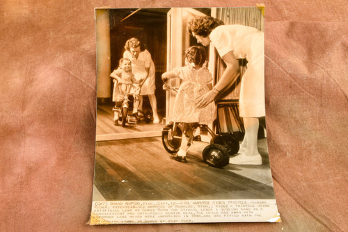 Sandra Kudla Child Amputee Rides Tricycle Michigan 6¾x9 1947 AP Wire Photo V35