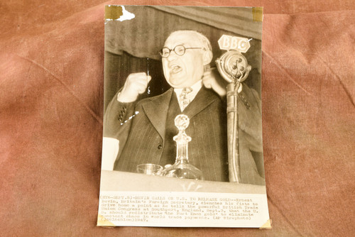 Ernest Bevin Calls for U.S. Fort Knox Gold Release 1947 5½x8 AP Wire Photo V37