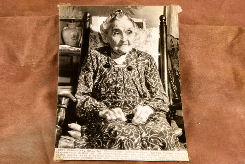 Broken Hip Setback Martha Truman 94 Grandview MO 6⅝ x 9 1947 AP Wire Photo V31