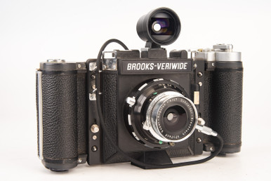 フィルムカメラ Brooks-Veriwide Schneider 47mm Brooks Veriwide with Super Angulon 47mm f/8 Lens & Viewfinder- Pre