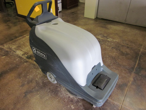 Advance Advolution 20B 20" Battery Buffer with Brand New Batteries