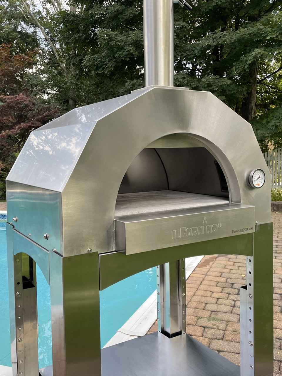 Fiamma Rossa Mini Outdoor Wood Burning Oven with Stand - ilFornino