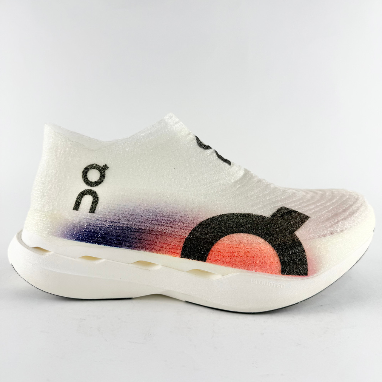 ON Cloudboom Strike LS 