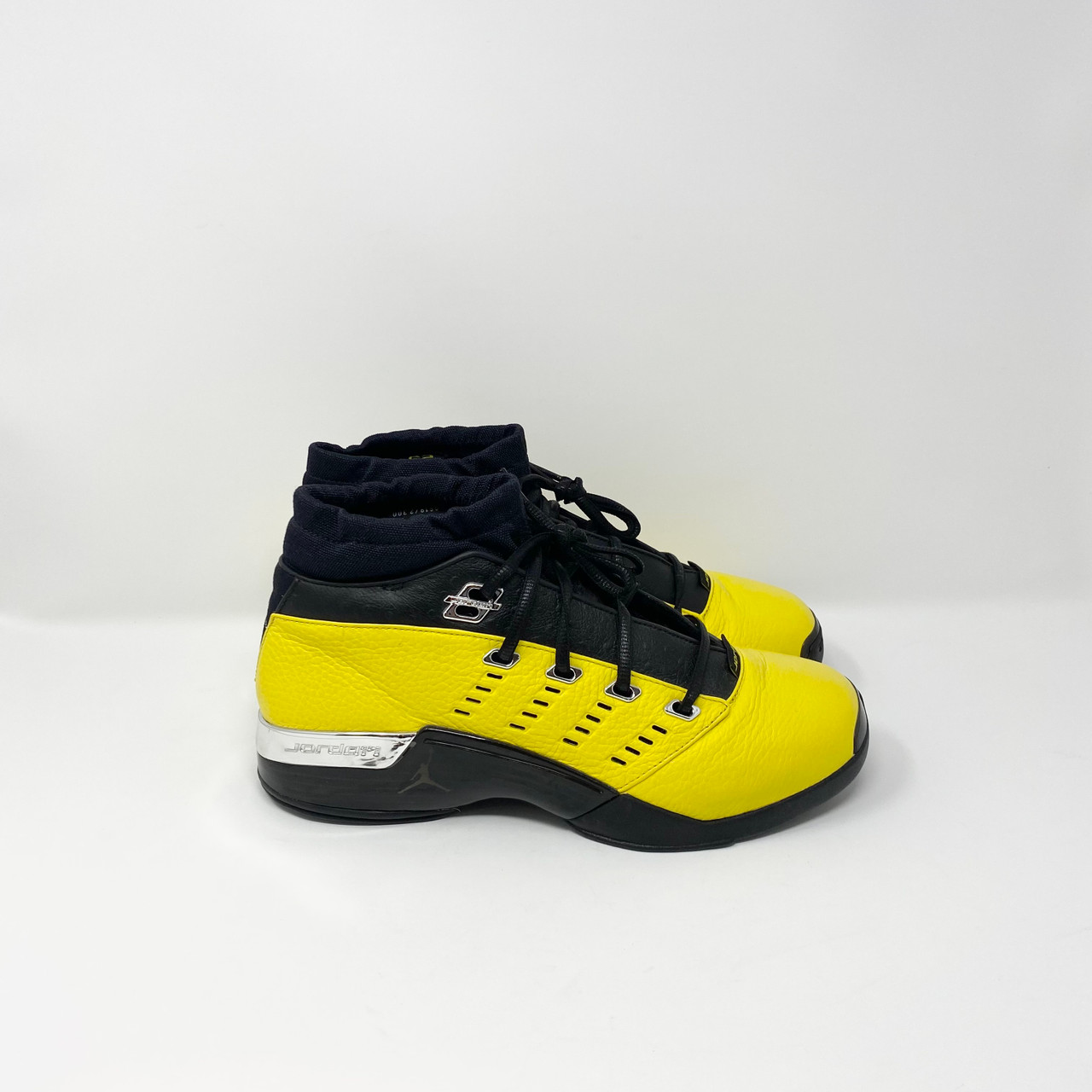 Air Jordan 17 Lightning BUY SoleFly X Air Jordan 17 Low Lightning