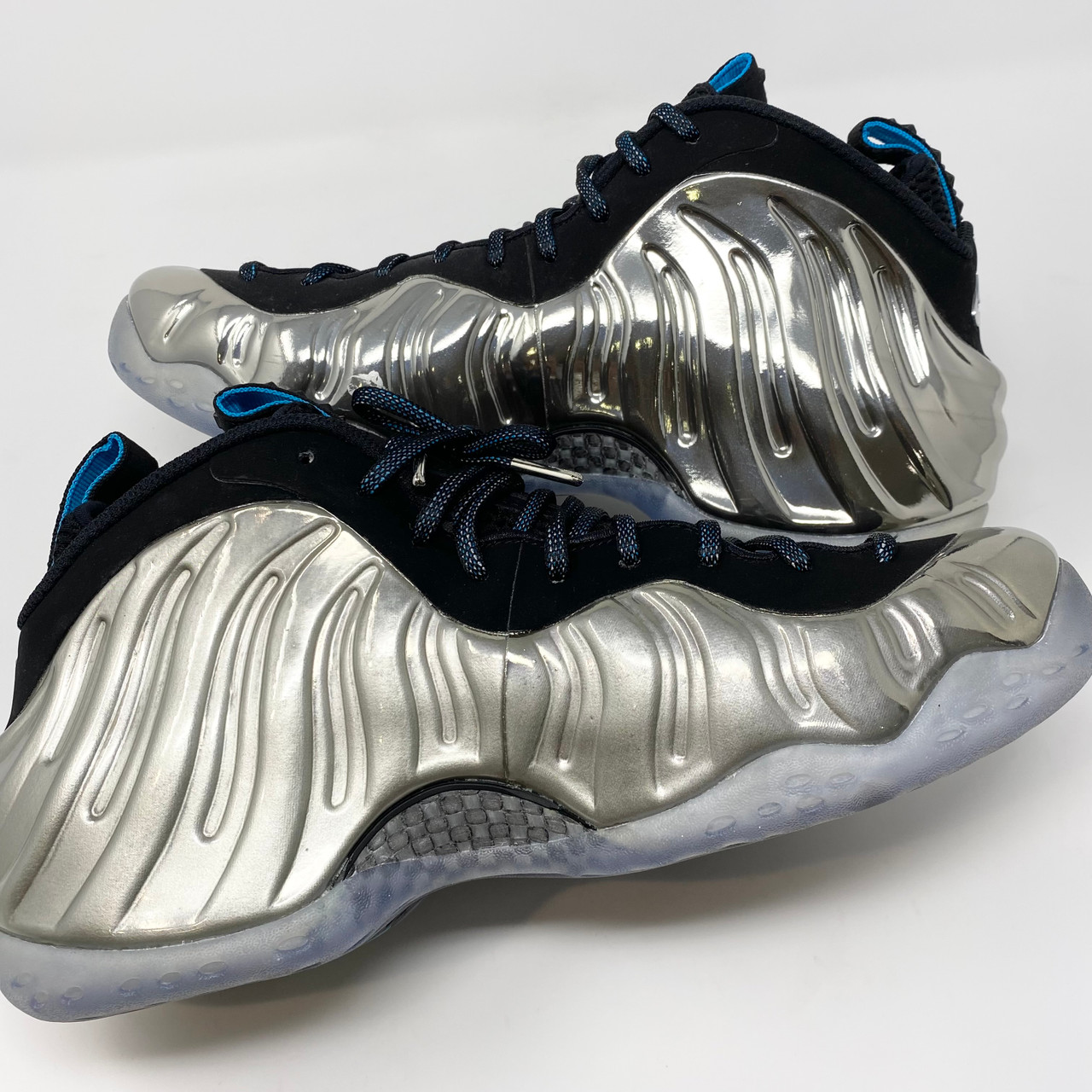 nike chromeposite