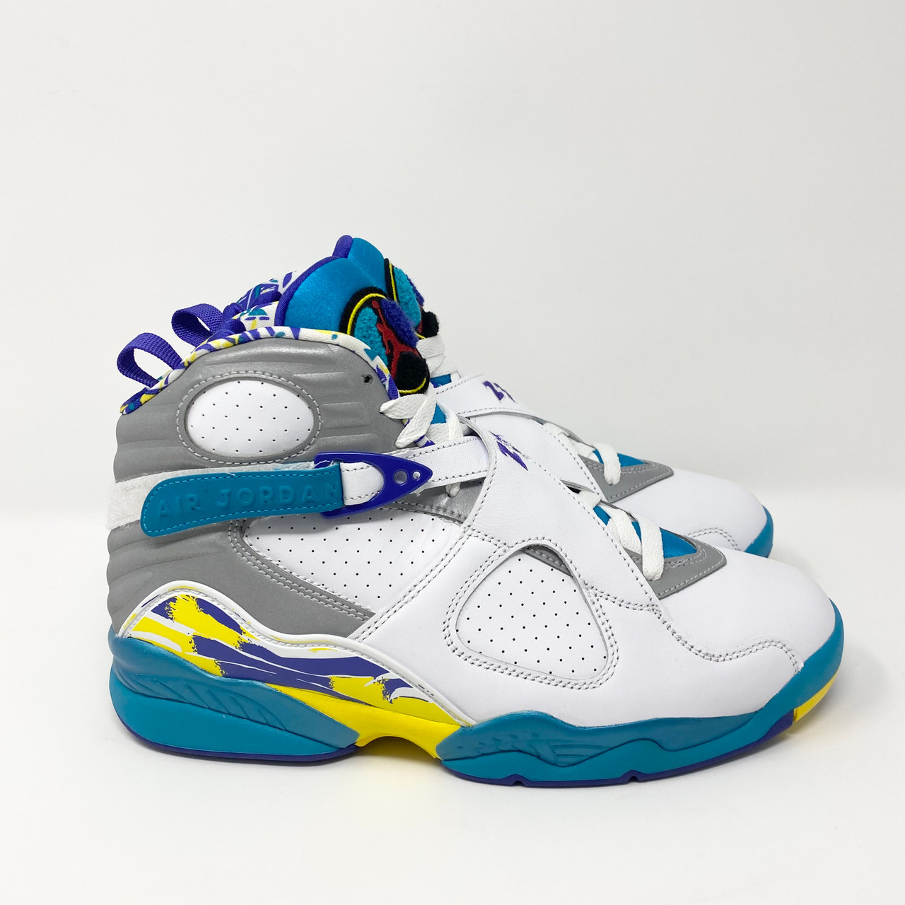 Air Jordan 8s White Sneakers Air Jordan White Aqua (W)
