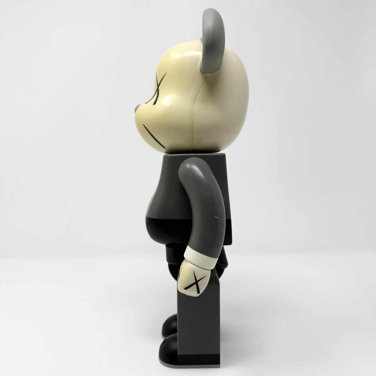 BE@RBRICK GORILLA 400％ BE@RBRICK GORILLA 400％ BE@RBRICK XLARGE LITTLE FRIEND