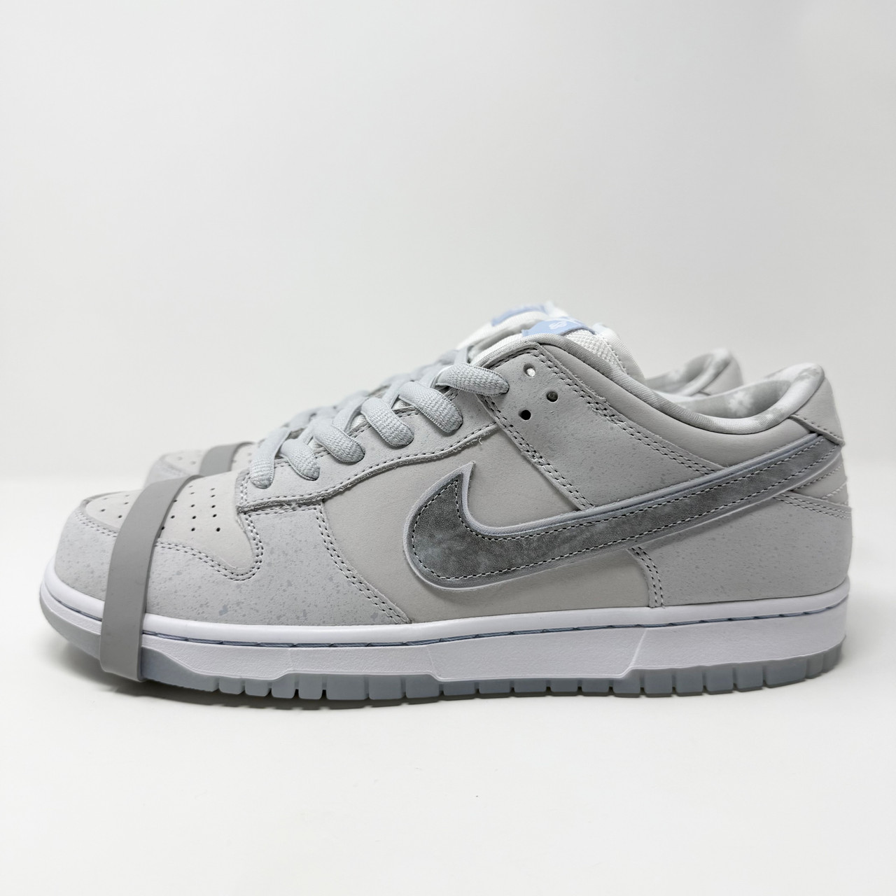 Nike Dunk Low SB White Lobster 'Friends & Family' - Truest