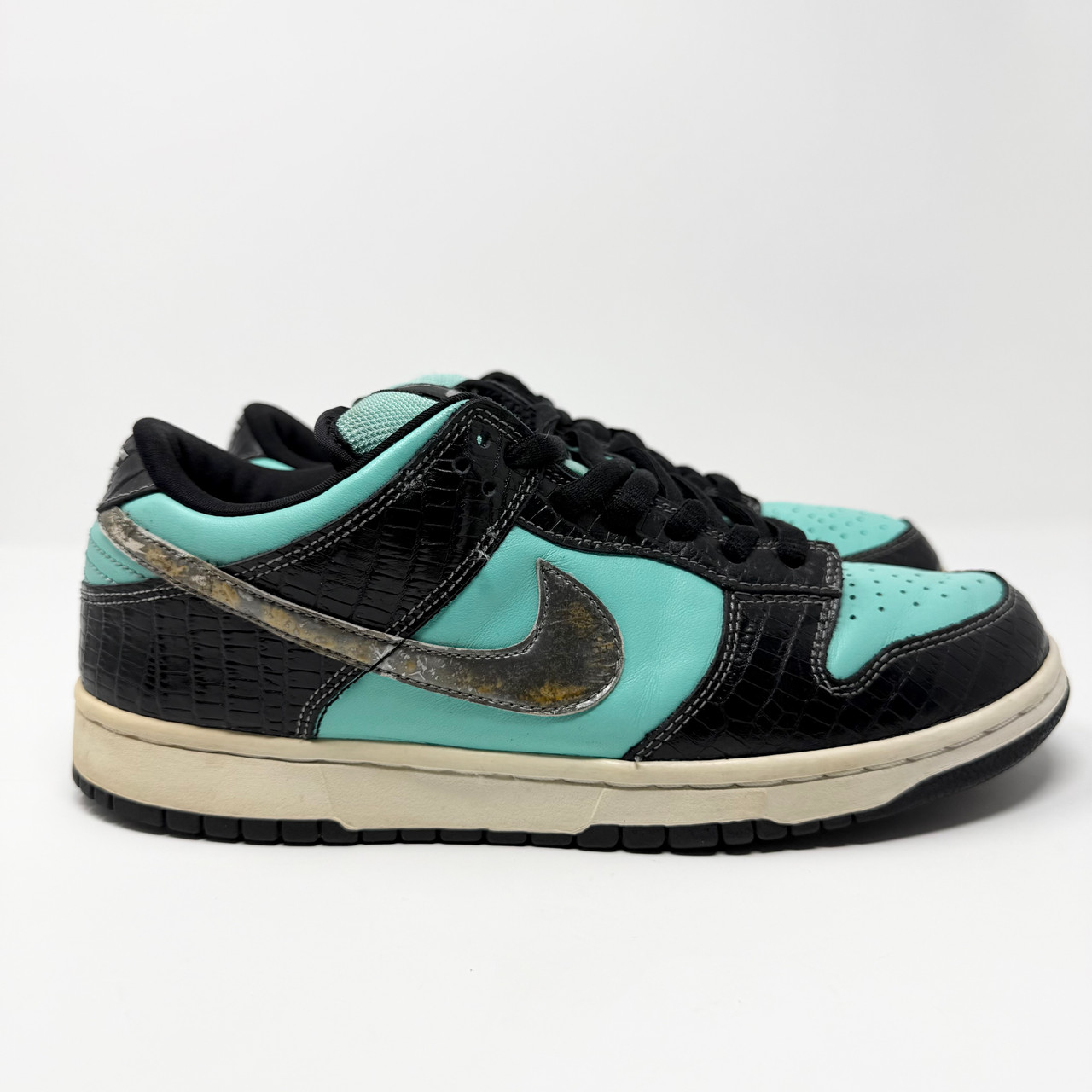 NIKE DUNK LOW PRO SB ティファニー　ダイヤモンド Buy Diamond Supply Co. x Dunk Low Pro SB 'Tiffany' - 304292