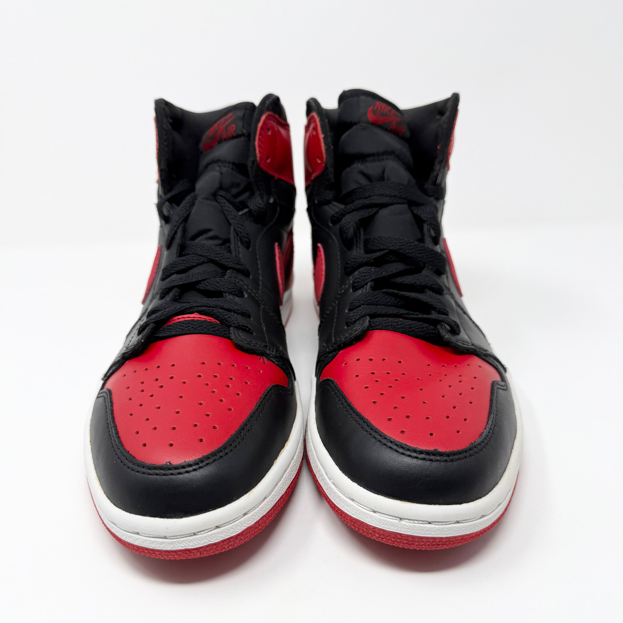 シューズ(男性用) Nike Air Jordan 1 Retro High Bred(2001) Air Jordan 1 Hi Retro 'Bred' 2001 - Truest