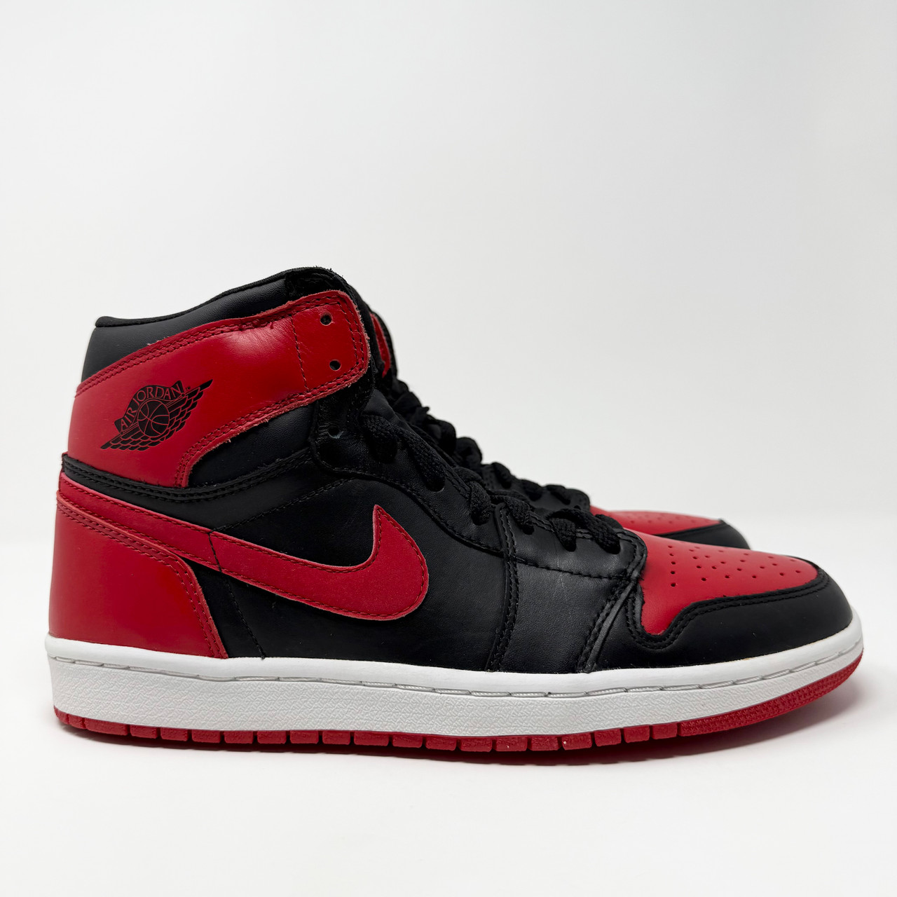 Air Jordan 1 Hi Retro 'Bred' 2001 - Truest