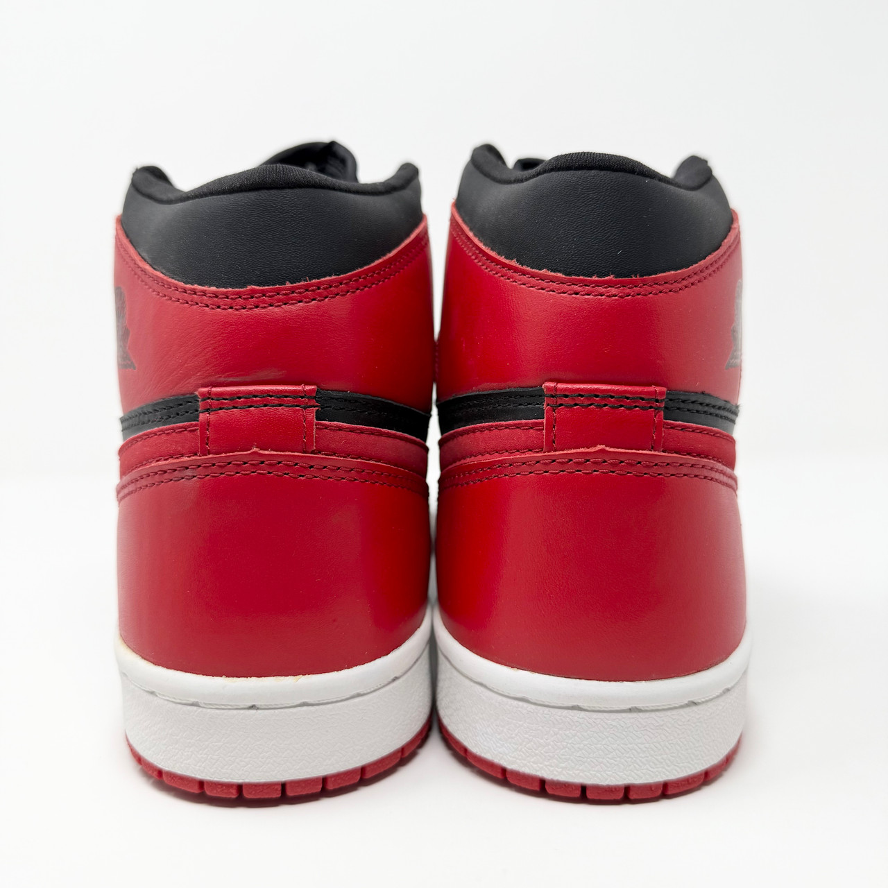 Air Jordan 1 Hi Retro 'Bred' (2001) - Truest