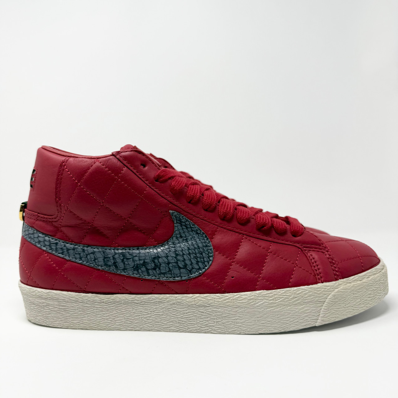 nike blazer varsity red