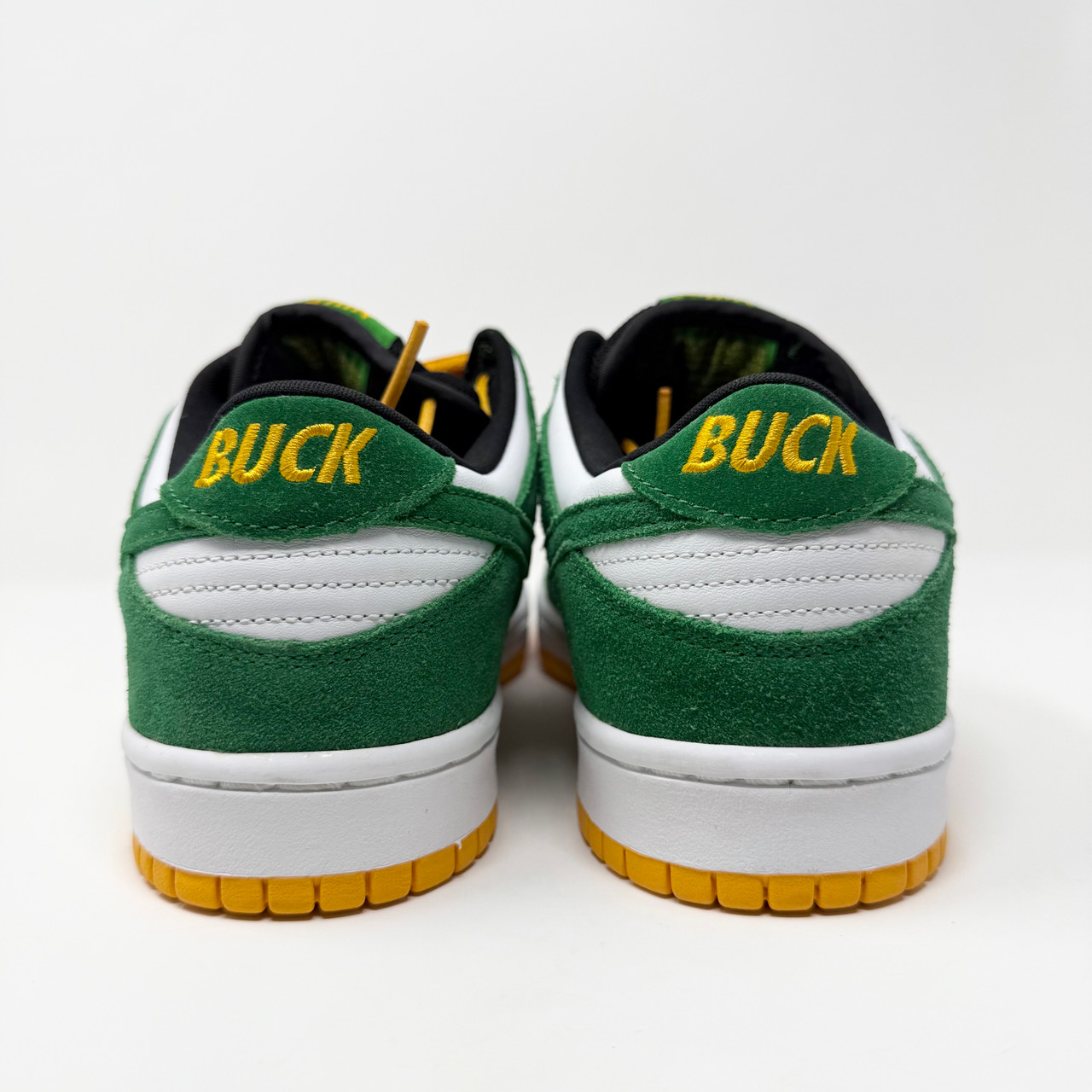 靴 deadstock NIKE DUNK LOW PRO SB BUCK US10 Nike Dunk Low Pro SB Buck - Truest