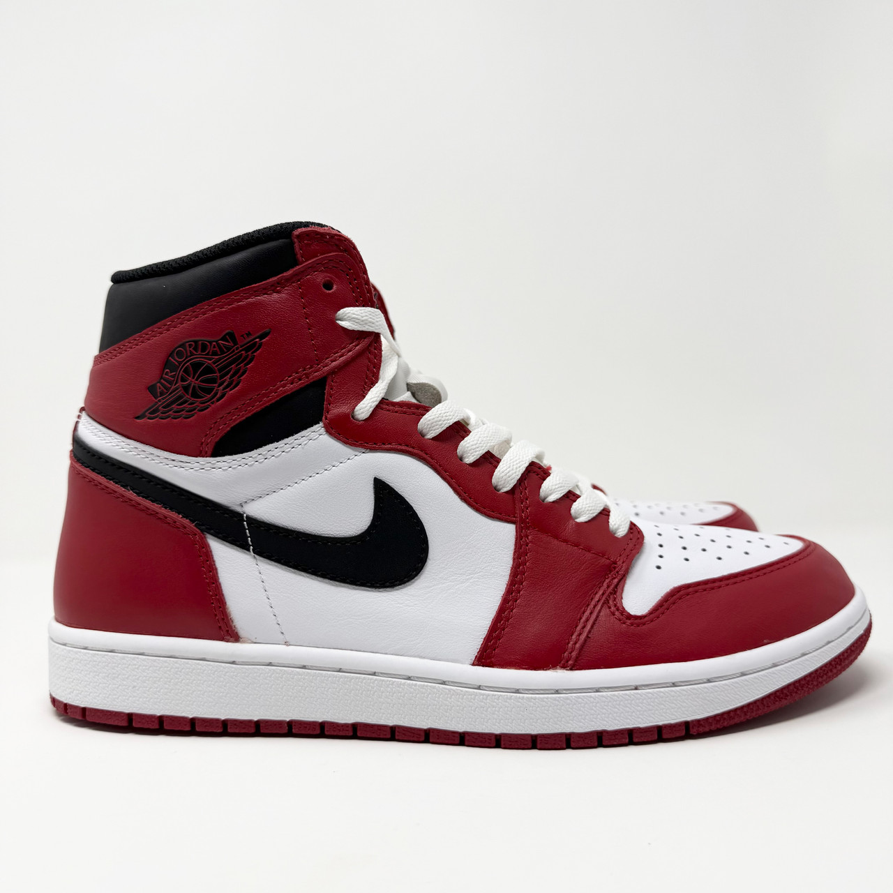 靴 Air Jordan1 High OG Chicago 2015 Nike Air Jordan 1 High Retro OG Chicago 2015 Sneakers Shoes