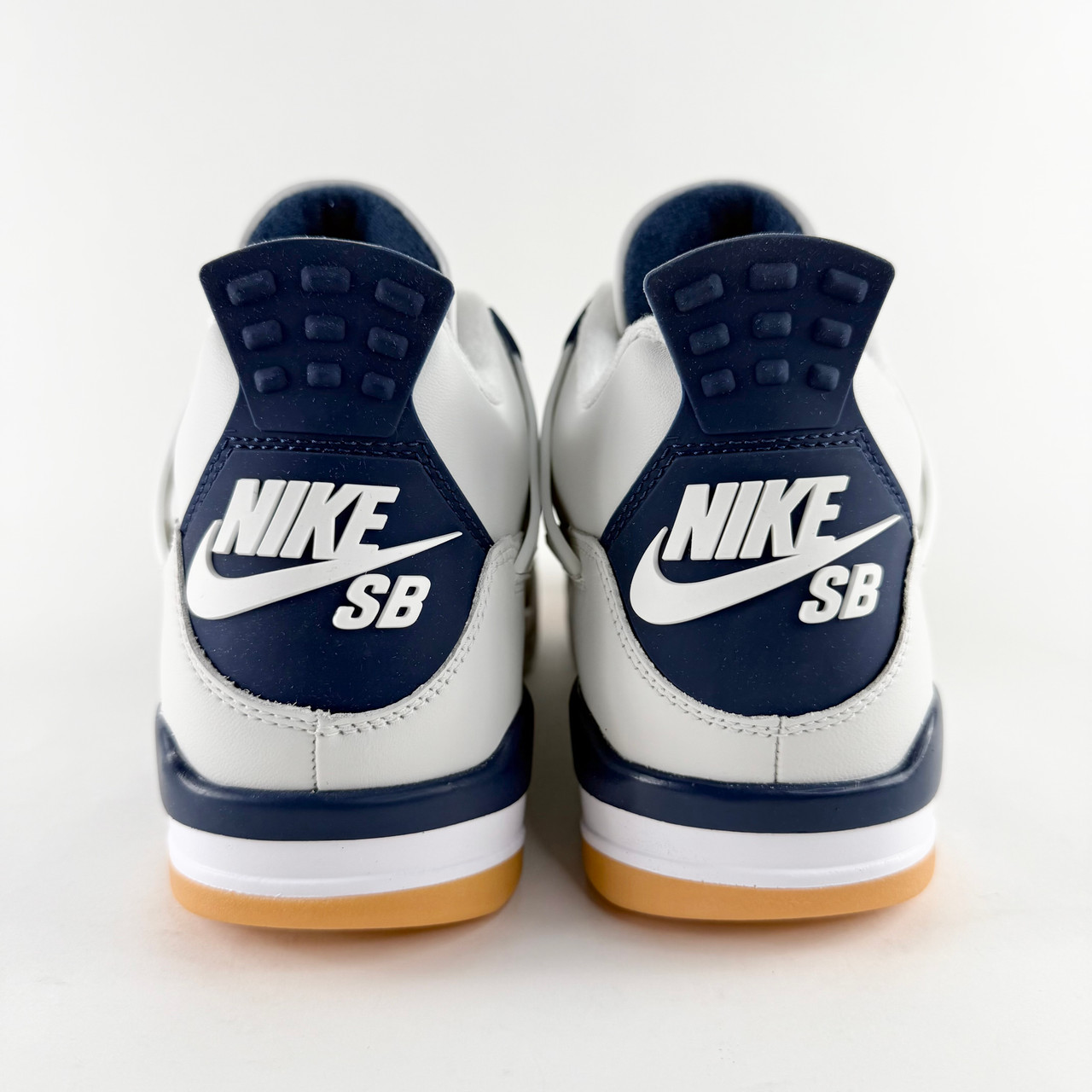 Air Jordan 4 Retro SB 'Navy' - Truest