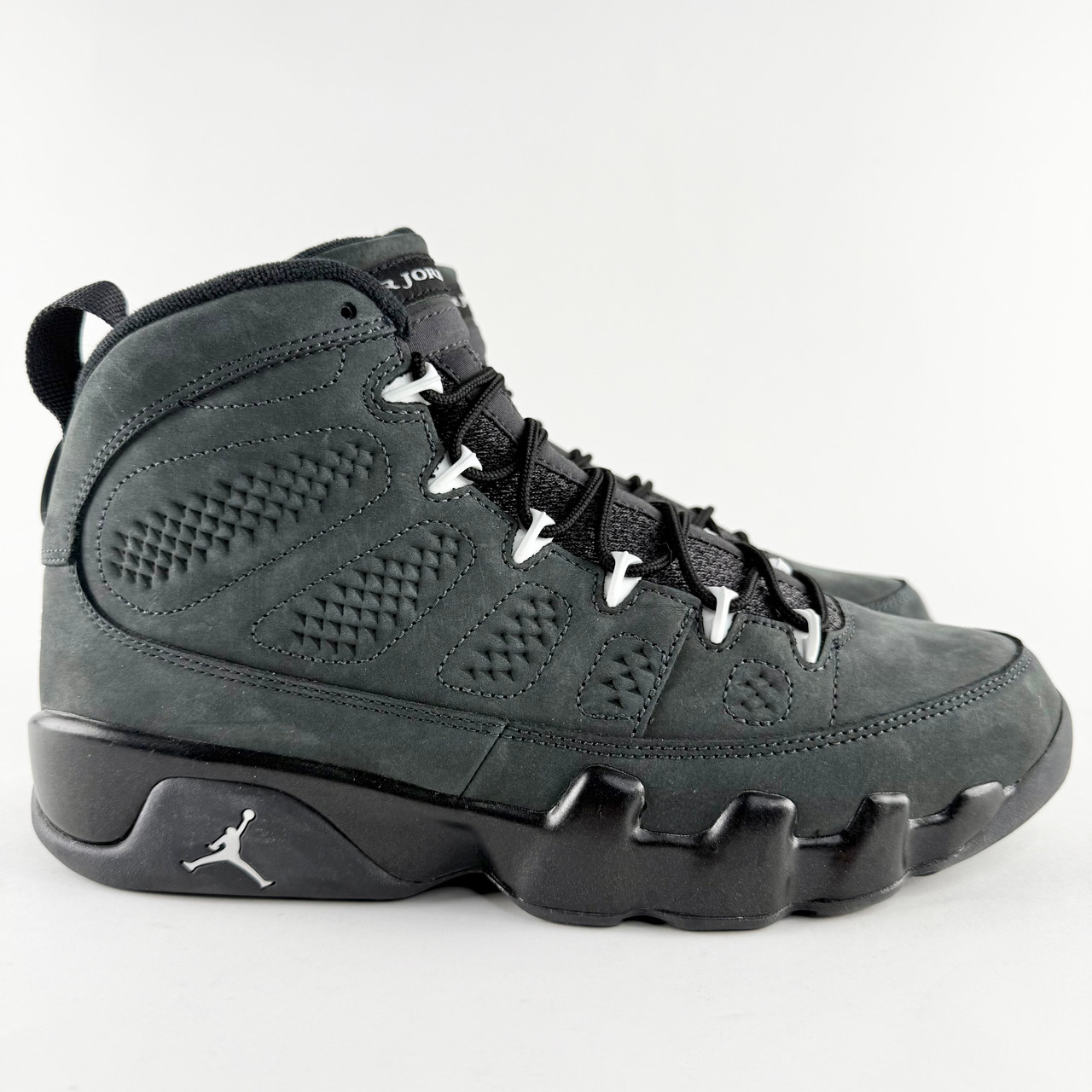 Air Jordan 9 Retro 'Anthracite' - Truest