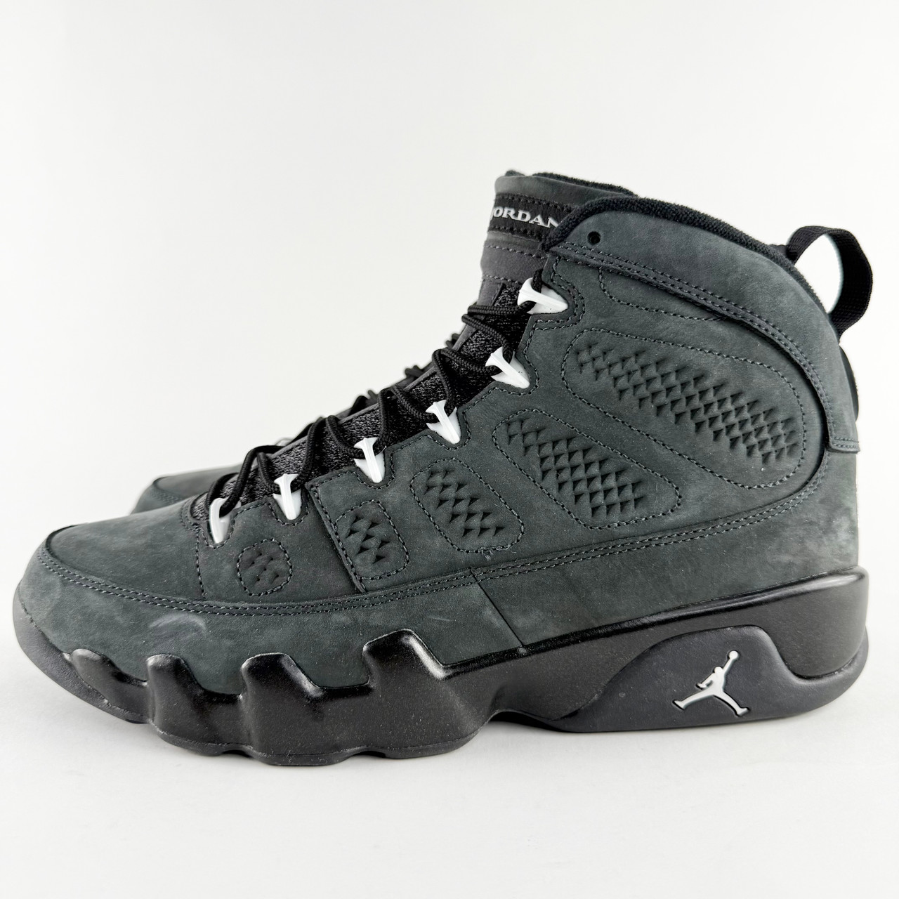 Air Jordan 9 Retro 'Anthracite' - Truest