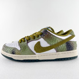 Nike Dunk Low SB Alexis Sablone 'Chameleon'