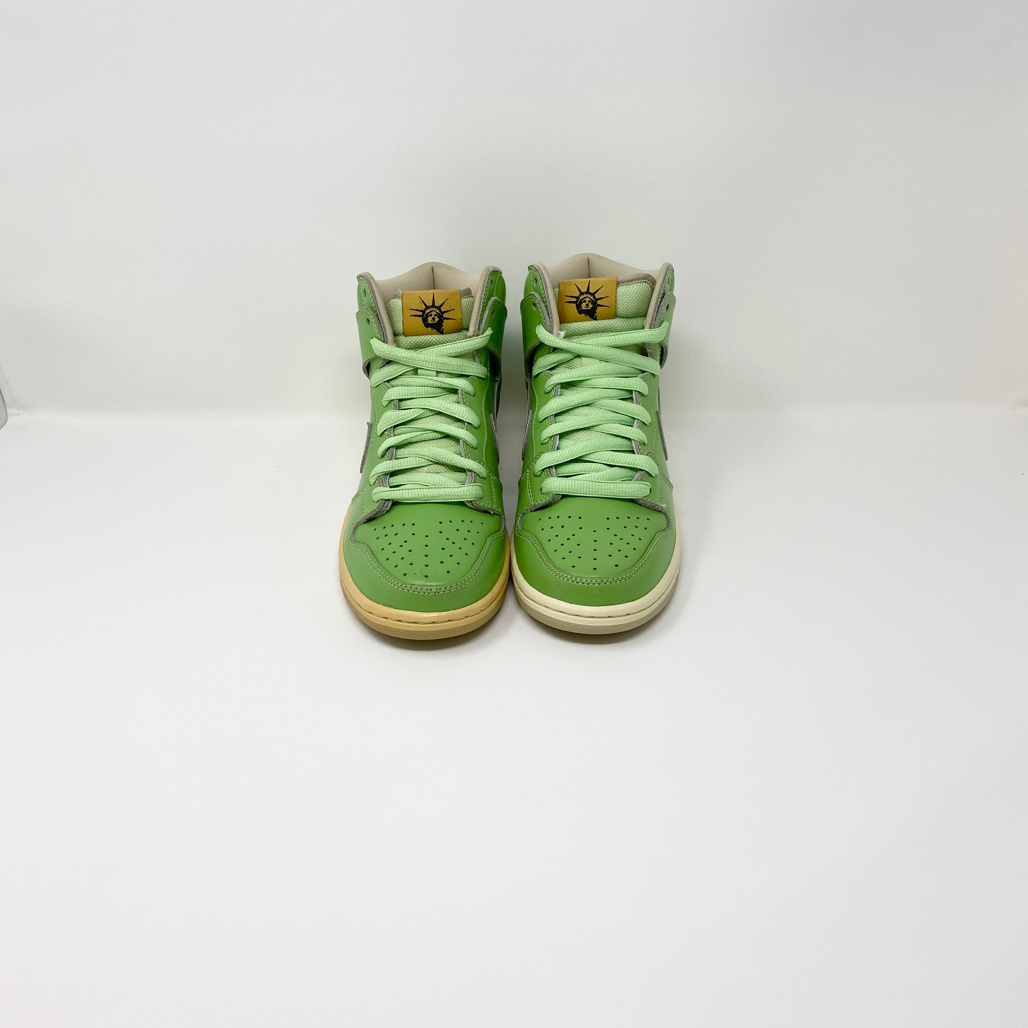 Nike Dunk Hi Prem SB Statue of Liberty