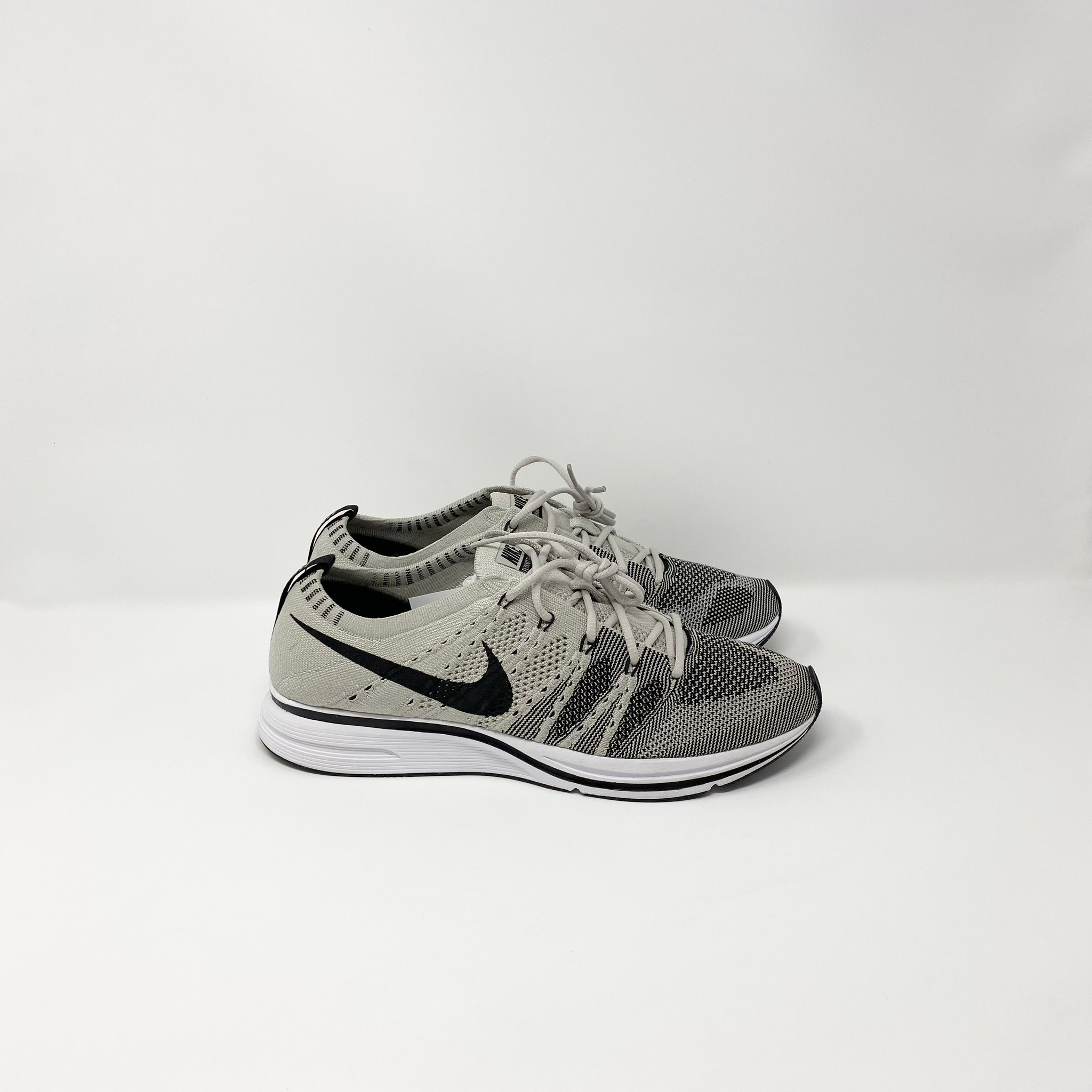 Nike Flyknit Trainer Pale Grey Truest