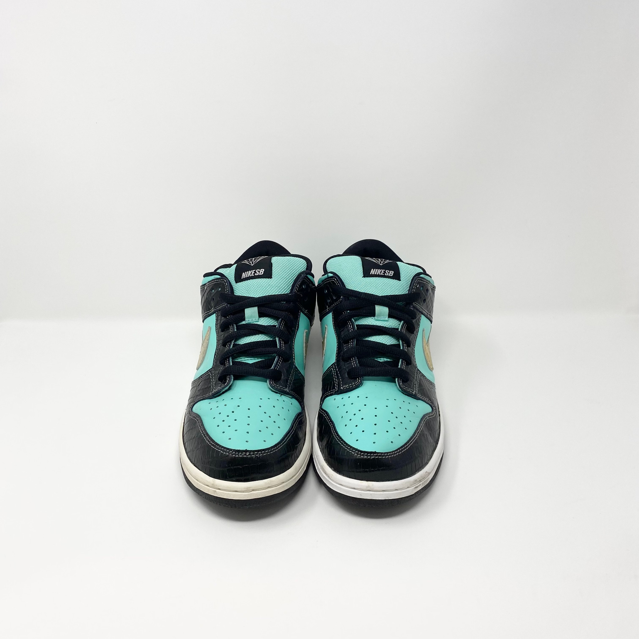 nike sb dunk low tiffany diamond