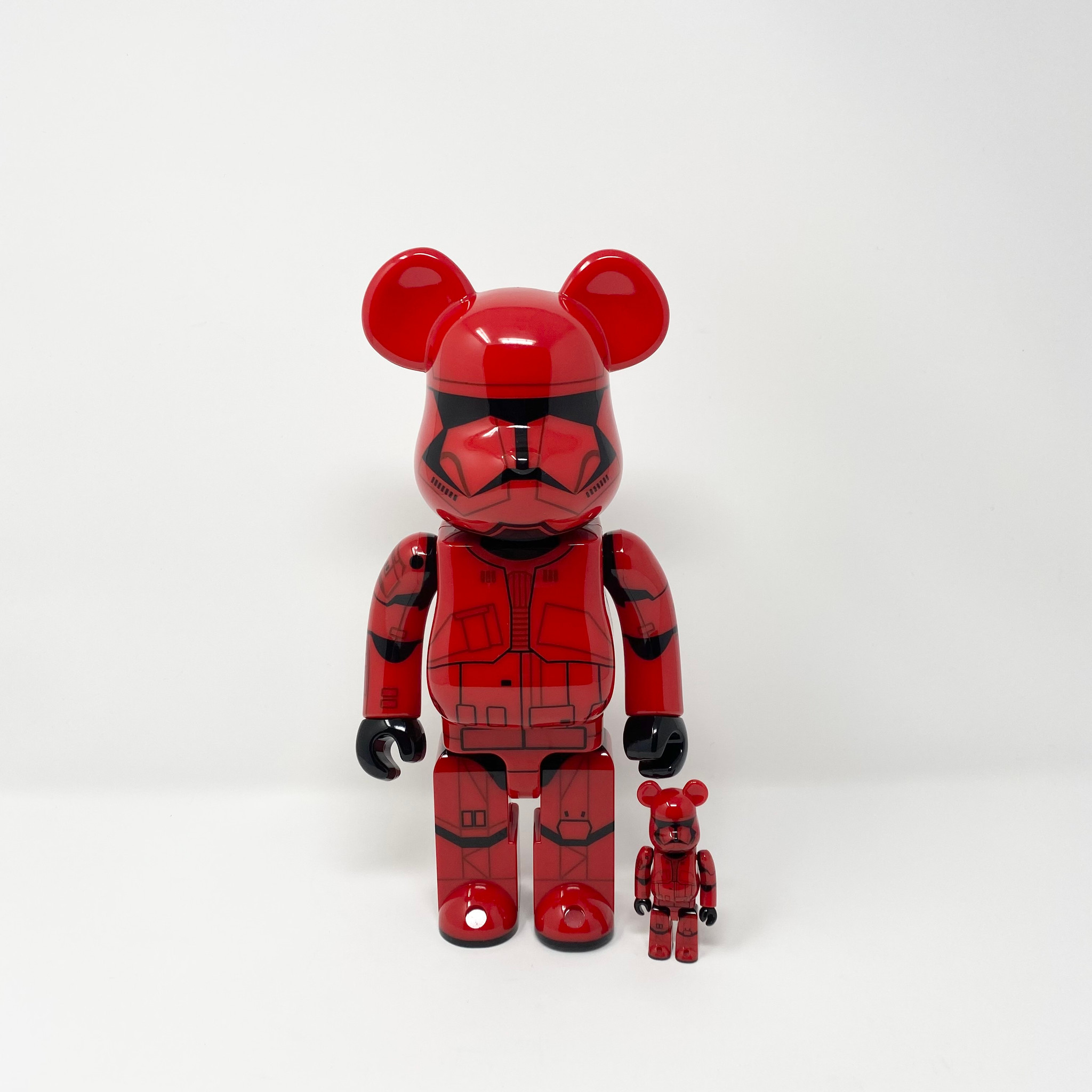 BE@RBRICK SITH TROOPER CHROME 100 & 400