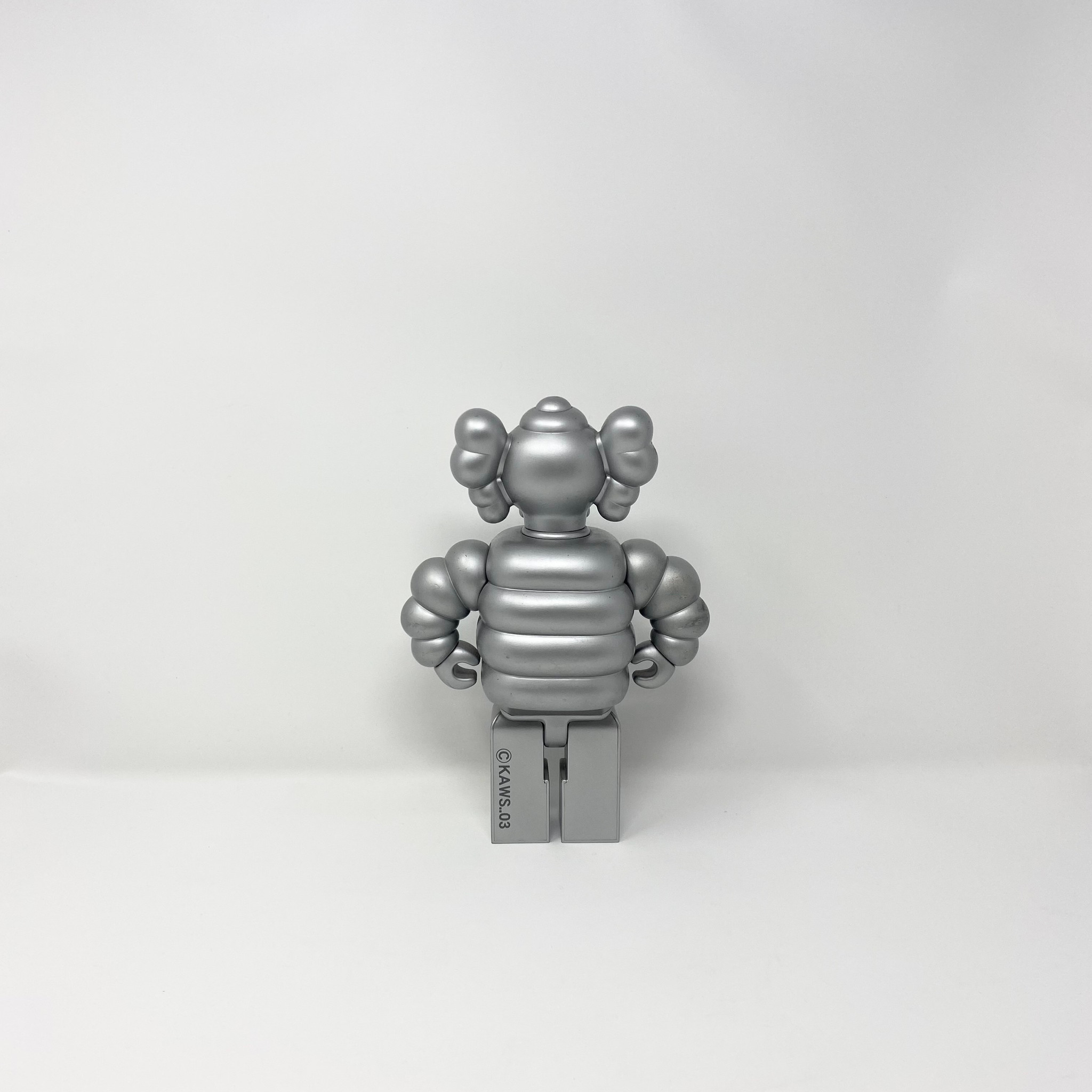 SALE限定セールKAWS × Mad Hectic KUBRICK BE＠BRICK ベアブリック 1000% MEDICOMTOY OriginalFake 人体模型 COMPANION コンパニオン TENSION 400% 100% キューブリック、ベアブリック