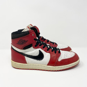Air Jordan 1 Chicago 1985 OG - Truest