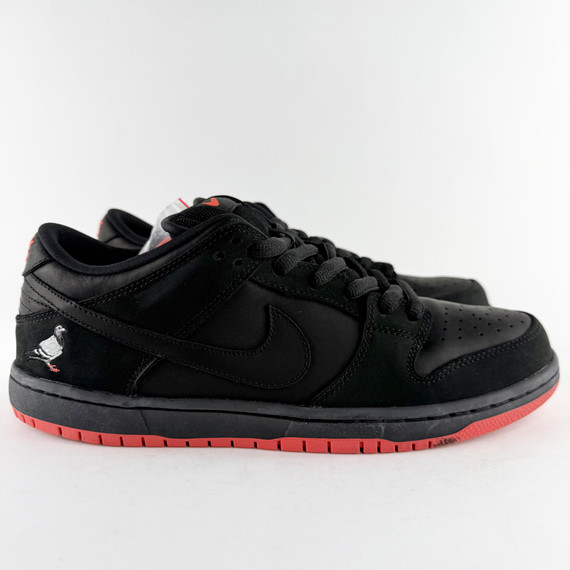 Nike Dunk Low SB Staple 'Black Pigeon'