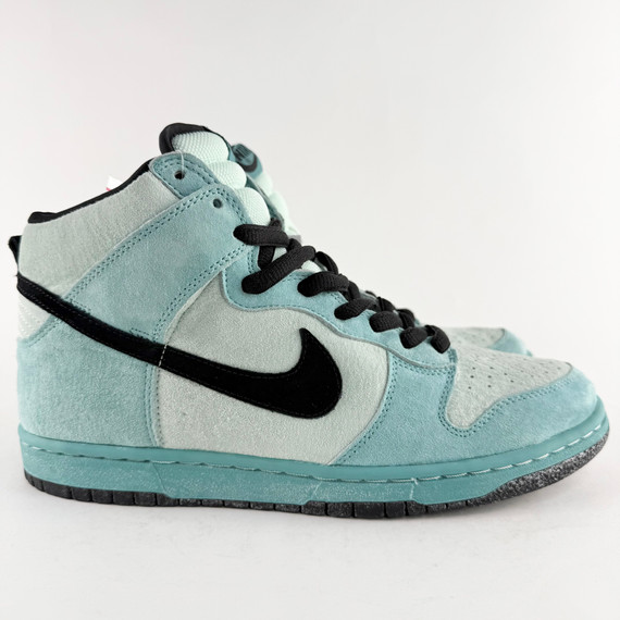 Nike Dunk Hi SB 'Sea Crystal'