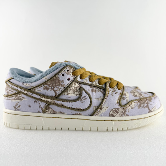 Nike Dunk Low SB 'City of Style'