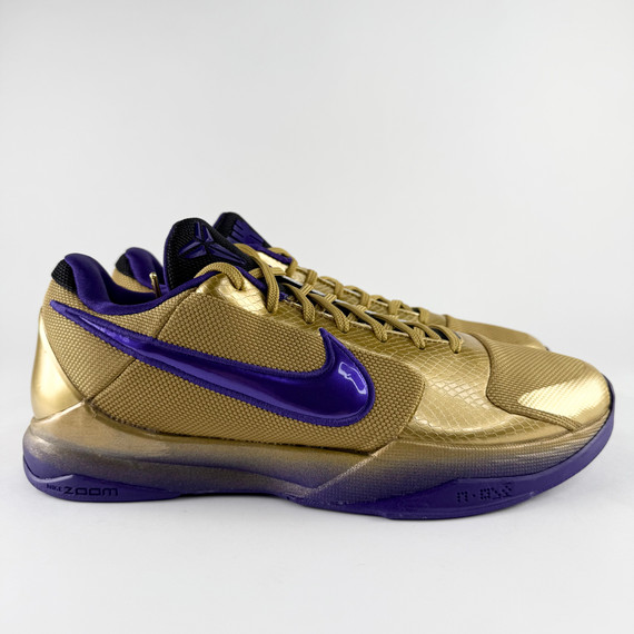 Nike Zoom Kobe 5 Protro 'Hall of Fame' Undefeated Nike Zoom Kobe 5 Protro 'Hall of Fame' Undefeated