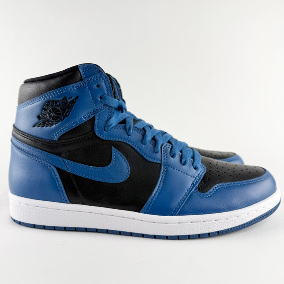 Air Jordan 1 Hi Retro 'Dark Marina Blue'