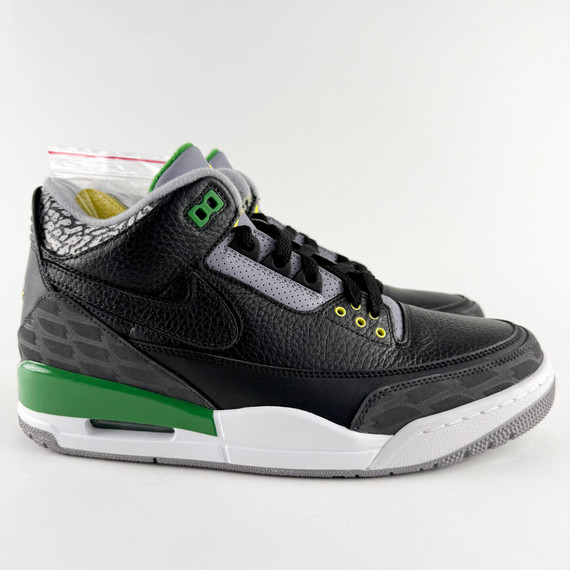 Air Jordan 3 Retro 'Oregon Tinker' Black Promo